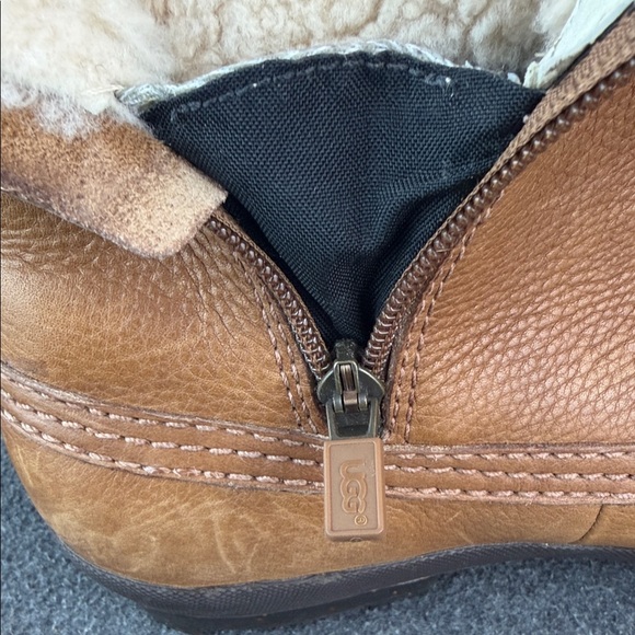 UGG All Leather Shearling Waterproof Women's Boots Chestnut 8.5 - Picture 13 of 16